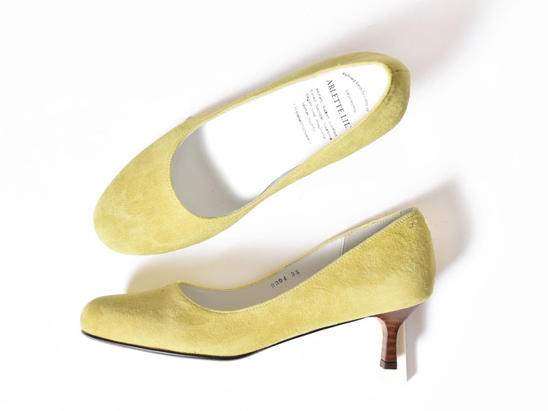 1017  ラウンドトウプレーンパンプス　AL2304P  Mellowyellowsuede　　木型No.H2546